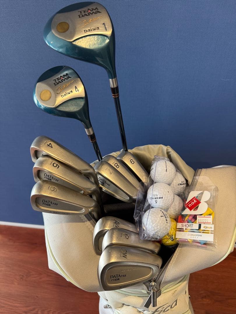 レディース ゴルフクラブセット PRGR＋ダイワ＋テーラーメイド バッグ付