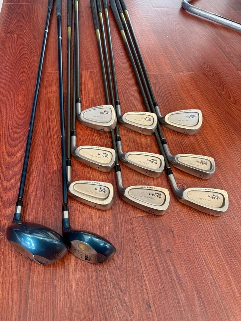 レディース ゴルフクラブセット PRGR＋ダイワ＋テーラーメイド バッグ付