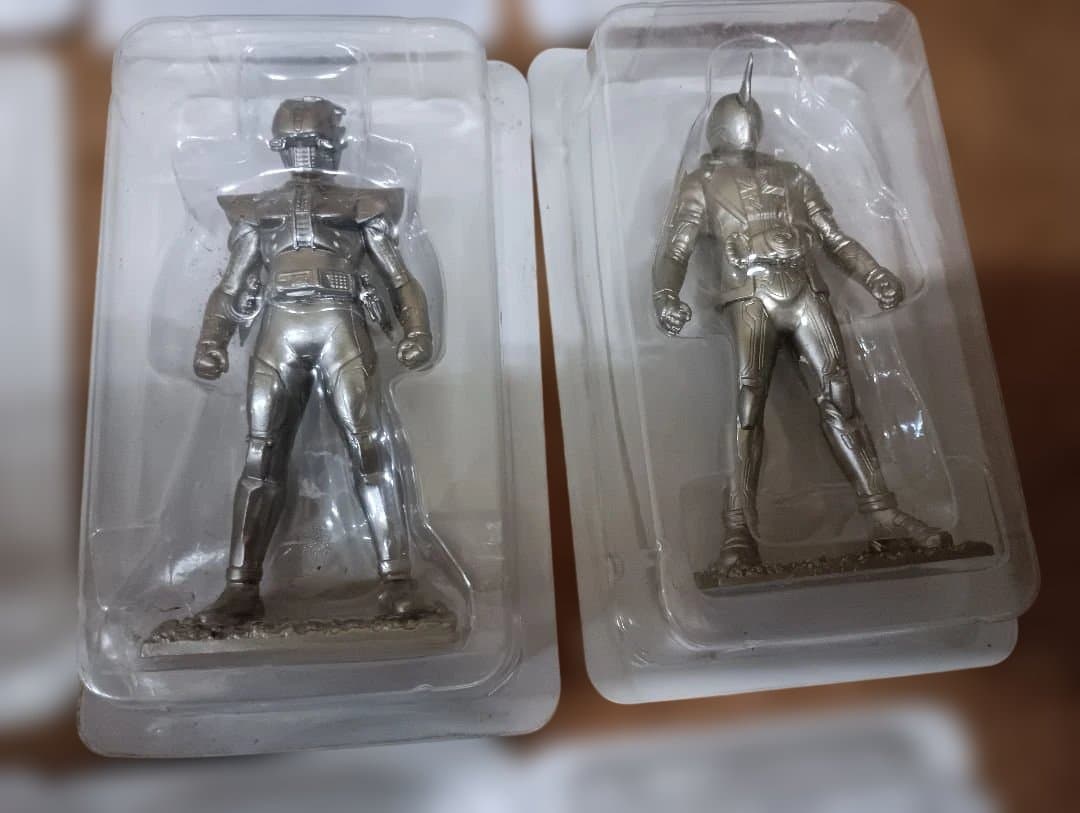 3996）DeAGOSTINI　仮面ライダー フィギュア コレクション １６体