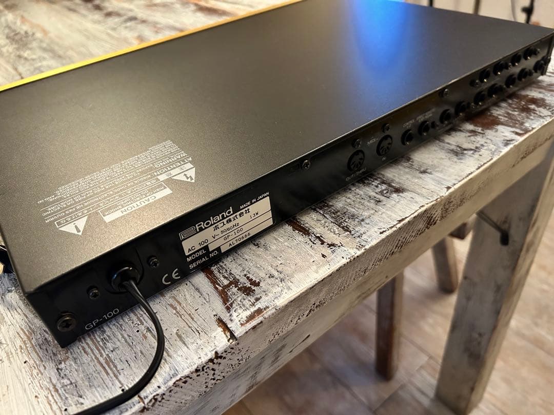 Roland ローランド　GP-100 ギタープリアンプ マルチ エフェクター