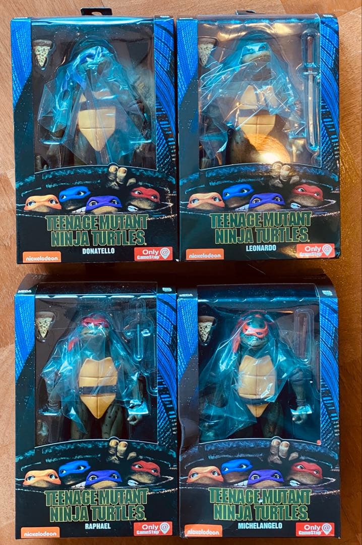 ネカ　NECA ミュータントニンジャタートルズ アクションフィギュア　4体