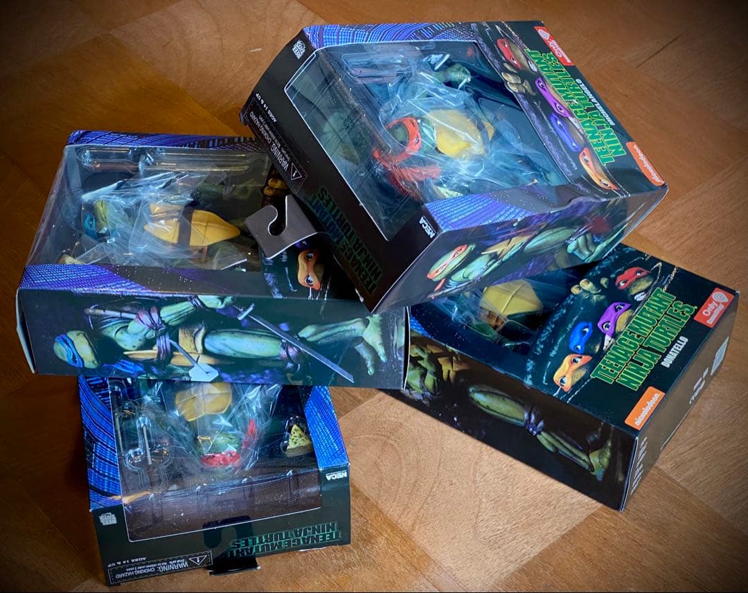 ネカ　NECA ミュータントニンジャタートルズ アクションフィギュア　4体