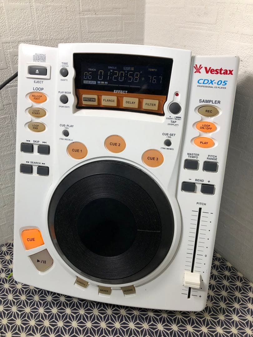 VESTAX ベスタクス　CDX-05 白　純正電源ケーブル付属