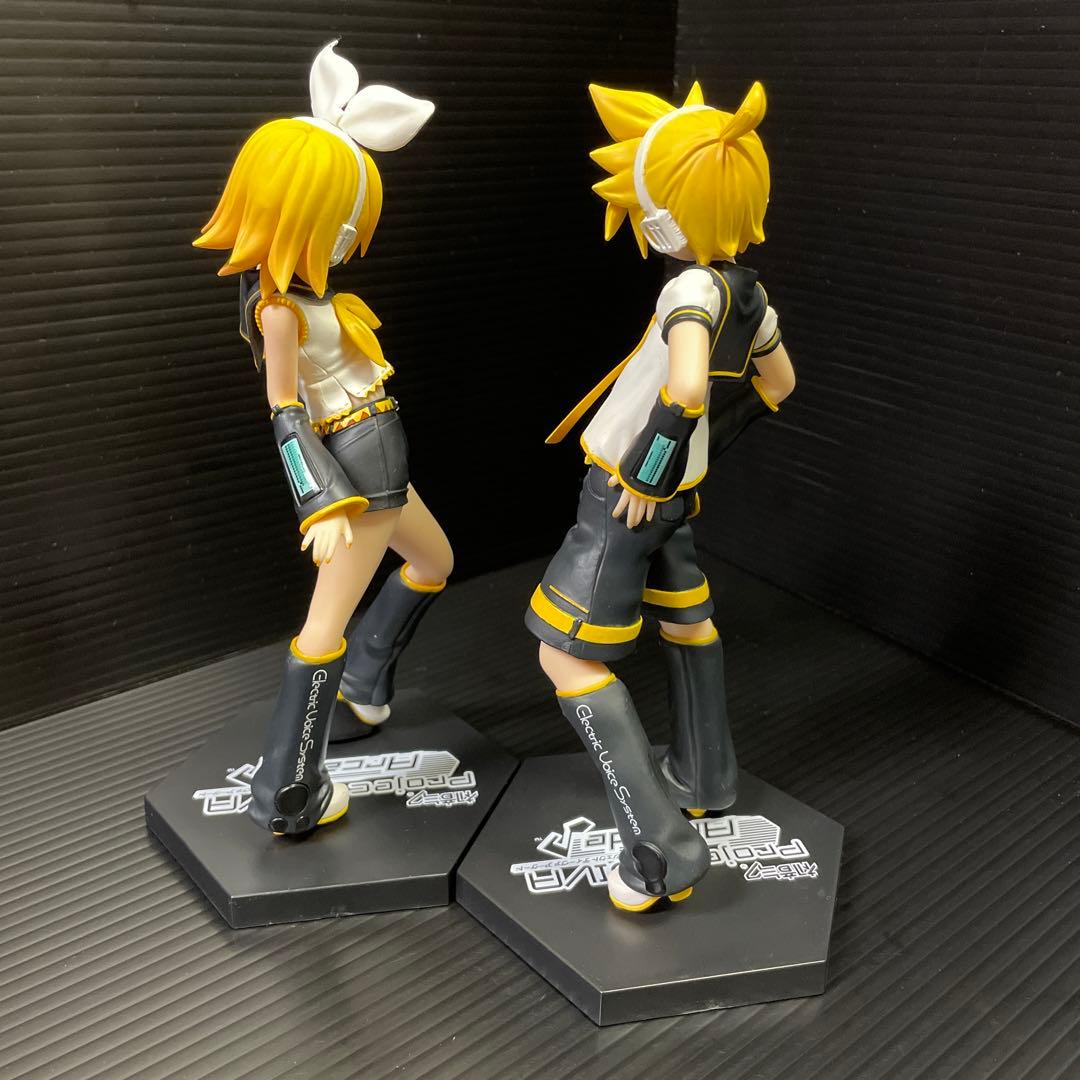 Project DIVA Arcade プレミアムフィギュア・鏡音リン 鏡音レン