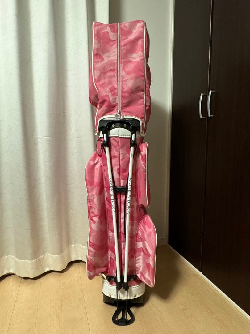 マークアンドロナ　キャディーバッグ