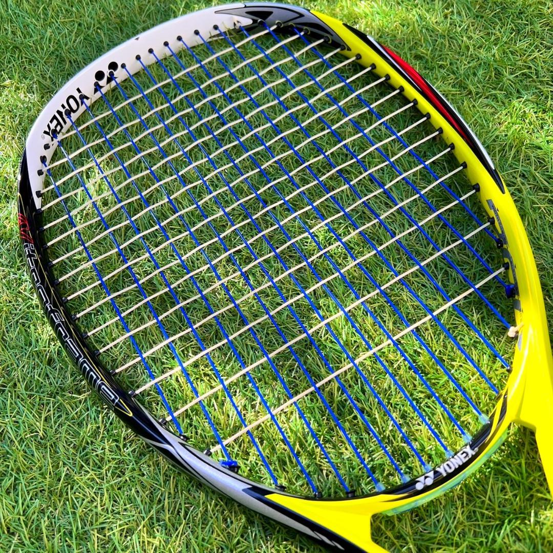 美品！ ヨネックス ネクシーガ 70V ソフトテニスラケット 軟式テニスラケット