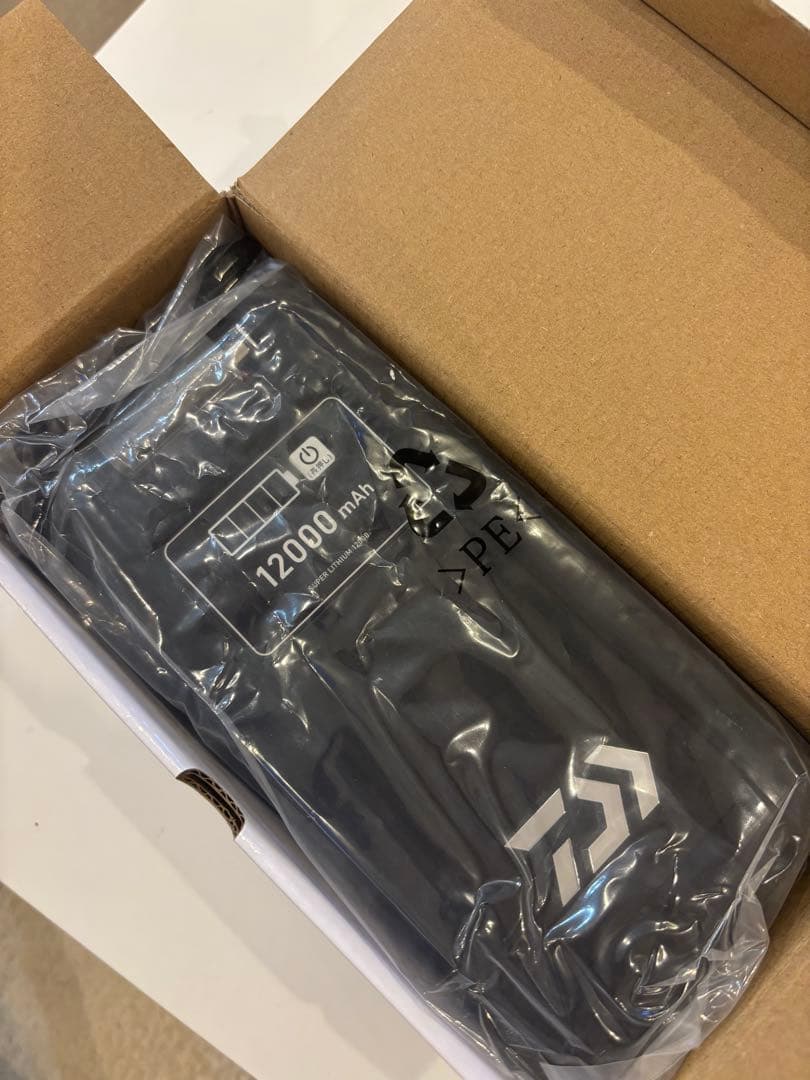 SUPER LITHIUM 12000WP-C 電動リール用バッテリー