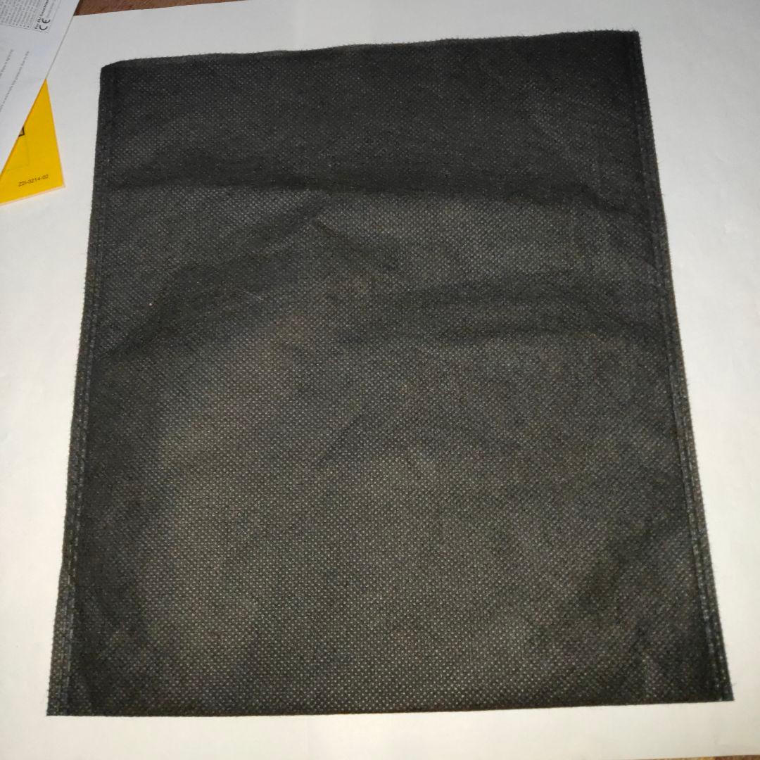 ZOOM B1 FOUR ベースマルチ 専用袋とUSBケーブル付き