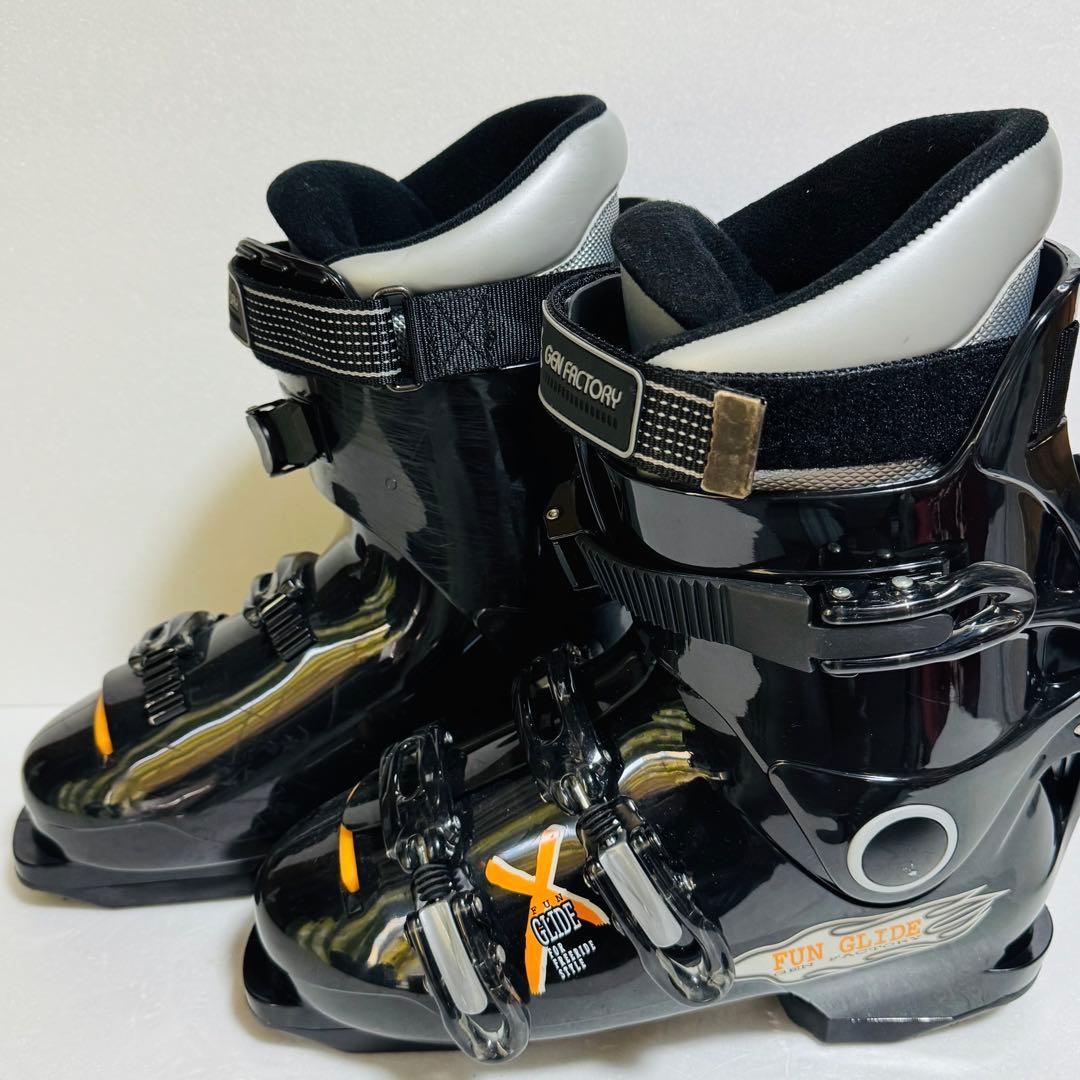 26cm GEN FACTORY 男性用スキーブーツ ブラックサイズ7 初心者
