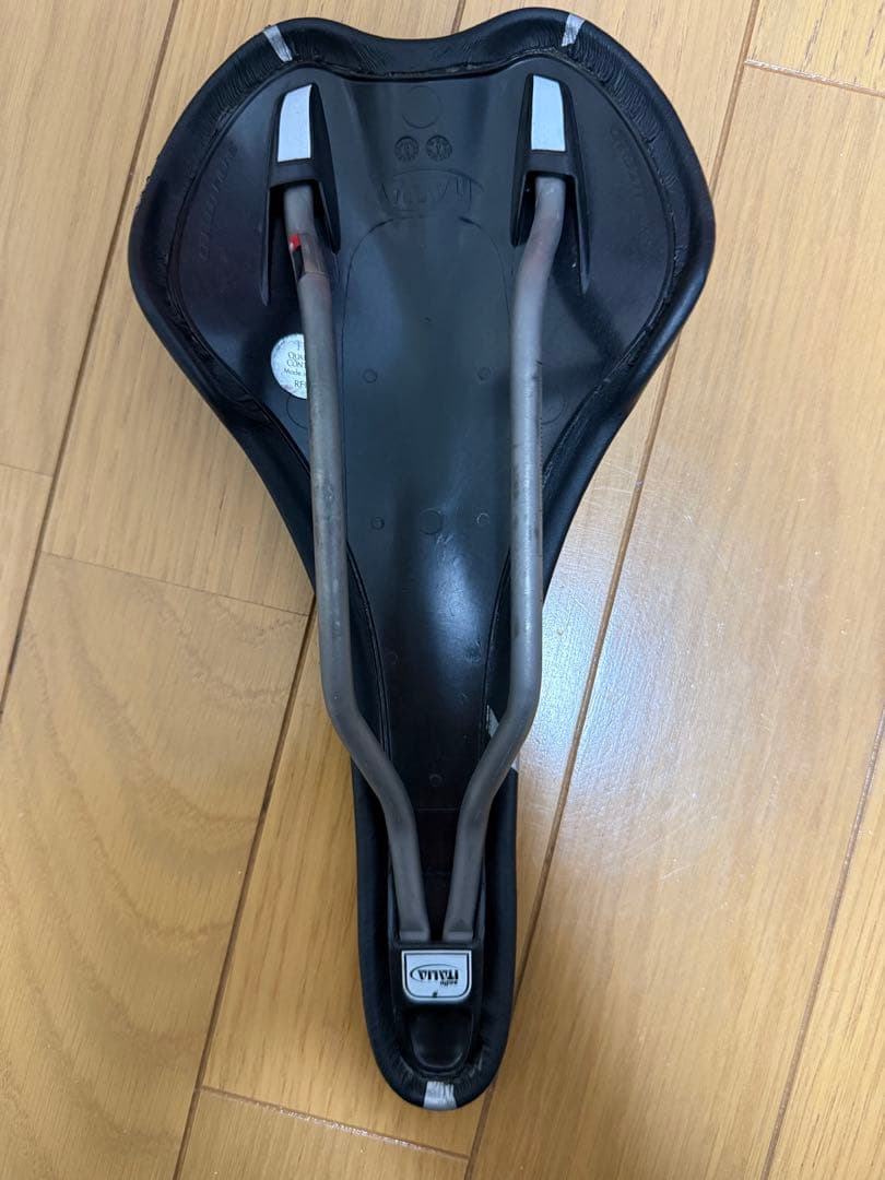 SELLE ITALIA(セライタリア) SLR TM チタンレール ブラック