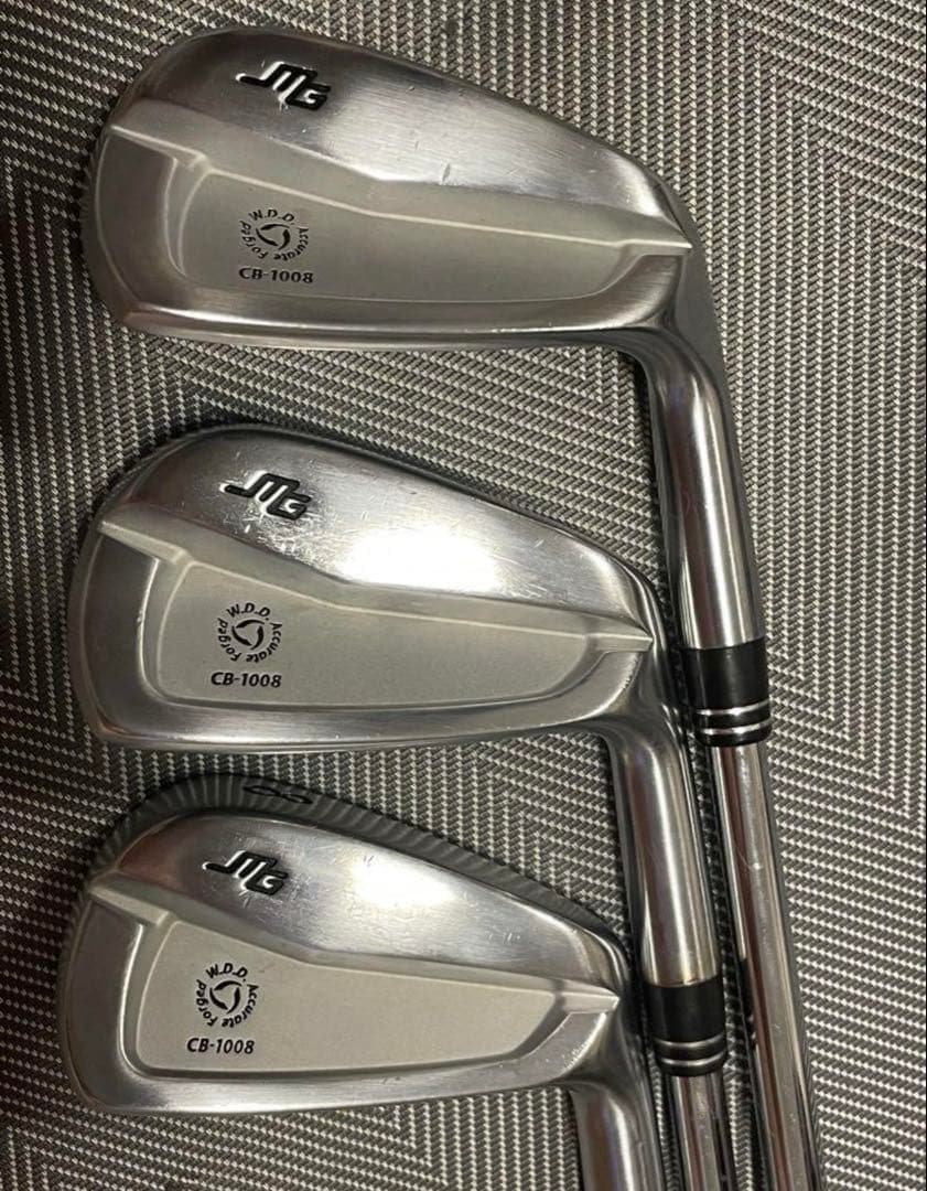 三浦技研　三浦　CB1008 キャビティアイアン　ツアーイシュー