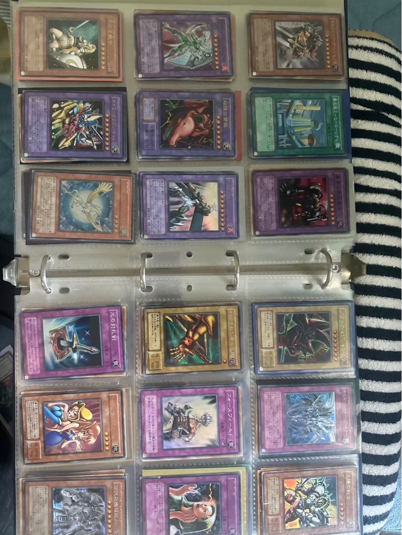 ［遊戯王］［100枚超］ブラック・マジシャン LN-53 レリーフほか