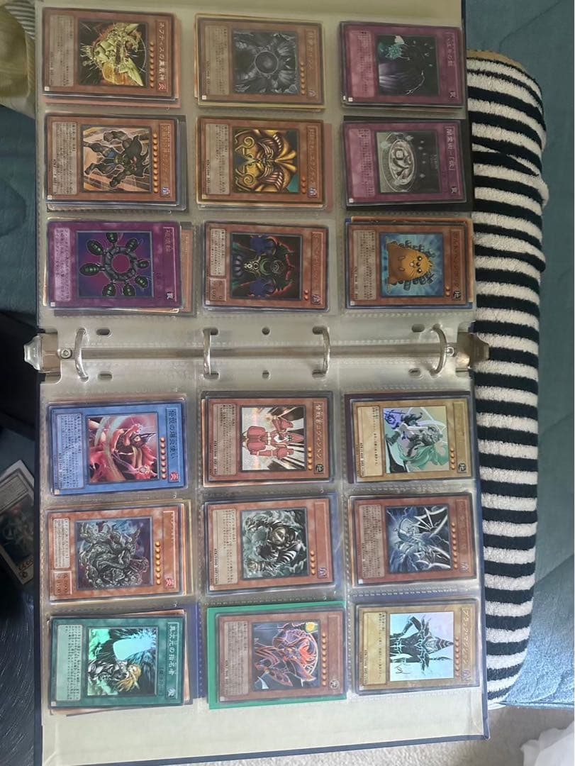 ［遊戯王］［100枚超］ブラック・マジシャン LN-53 レリーフほか