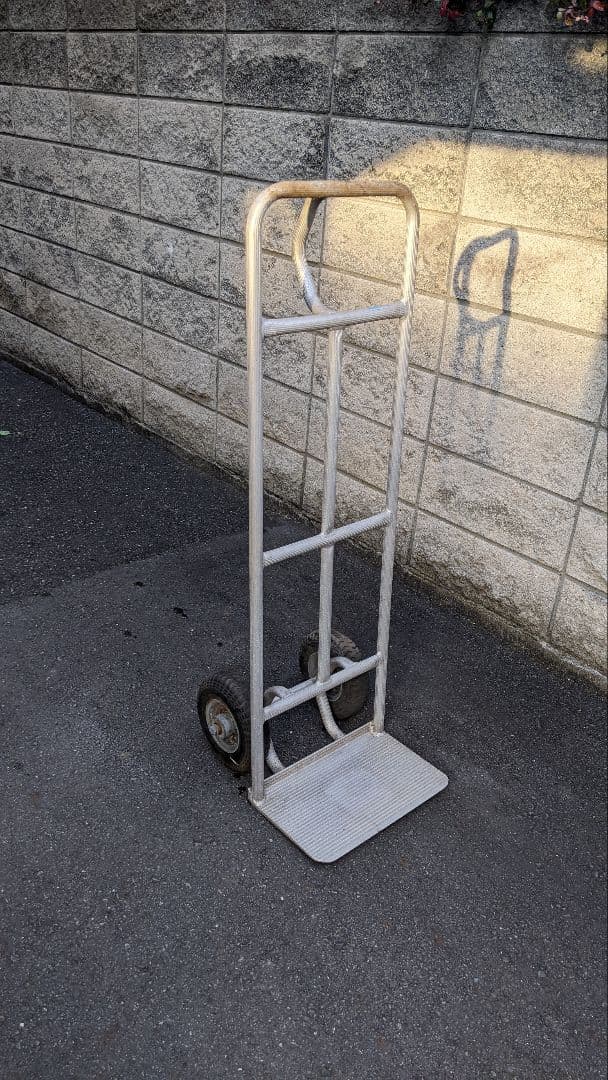 アルミ製　２輪車　ラクラクキャリー　※直接引取り可能な方 8,000円