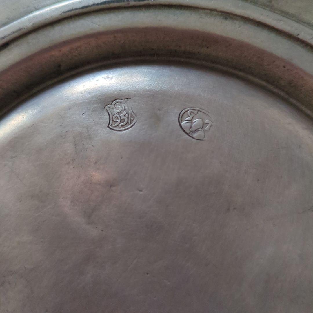 アンティーク 金属製皿 花彫刻