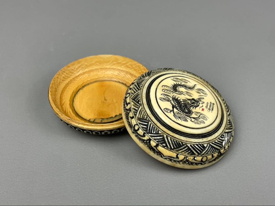 極上細密細工 龍紋 香合 天然素材 根付 小物入れ 古玩 香道具 茶道具