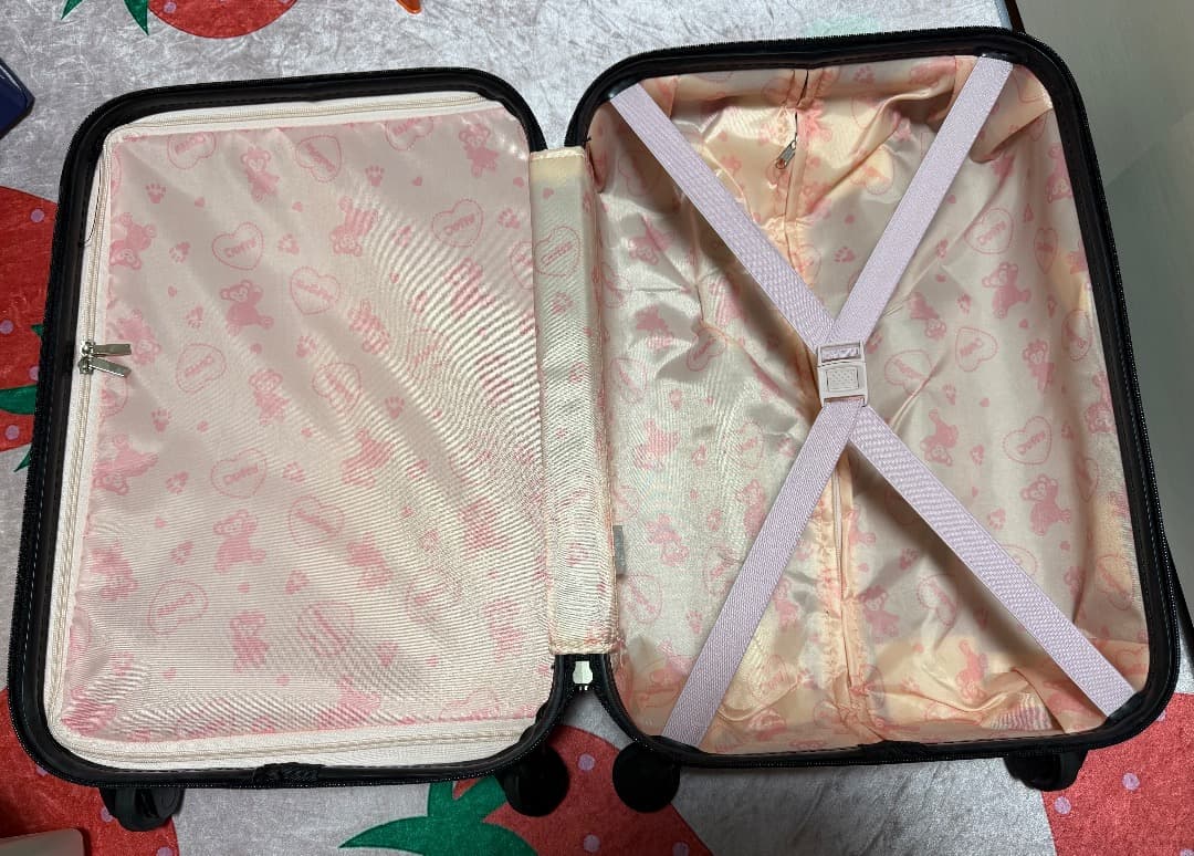 ダッフィー シェリーメイ 香港限定　キャリーケース