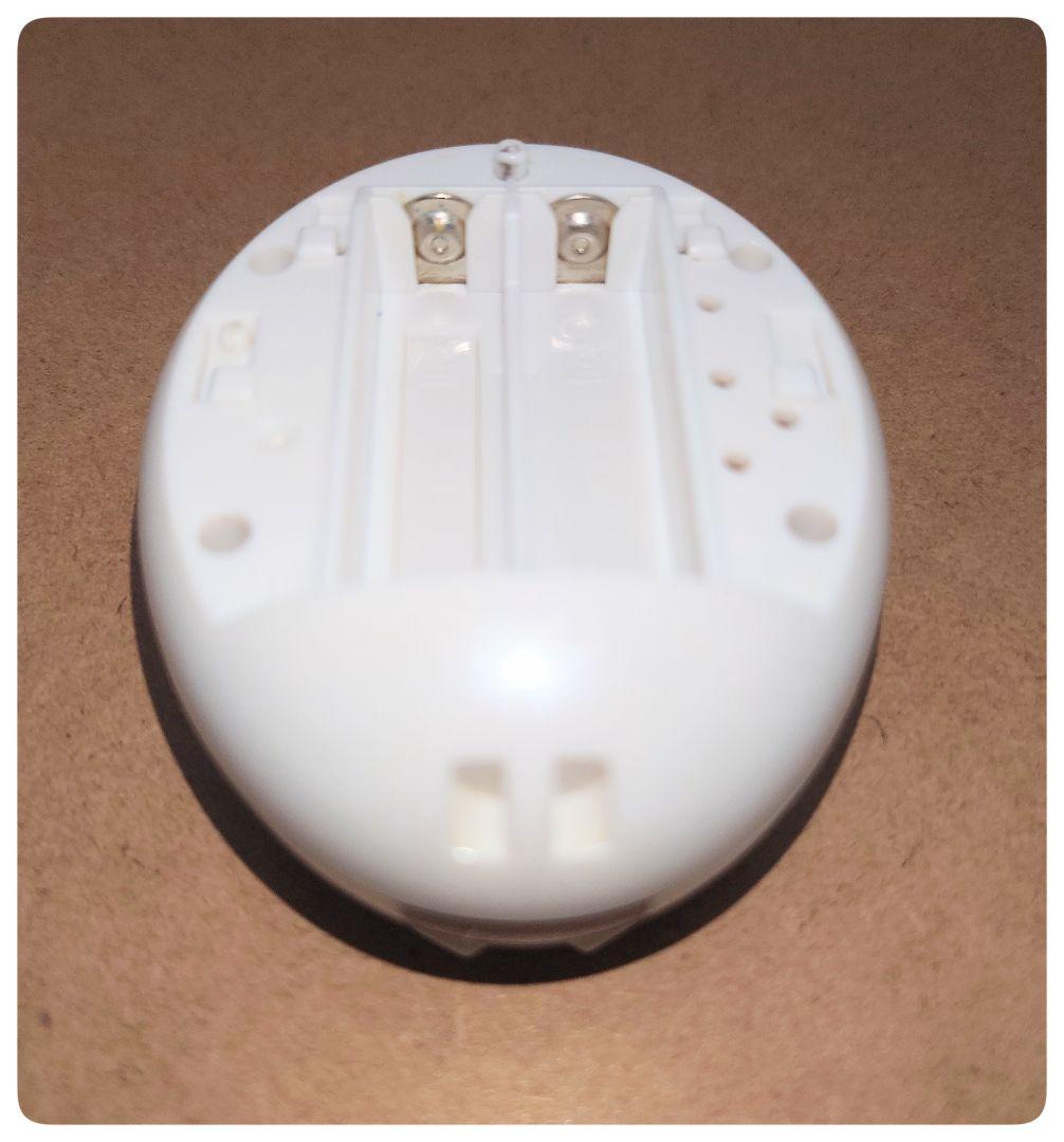 たまごっちピース本体 ホワイト 裏蓋なし