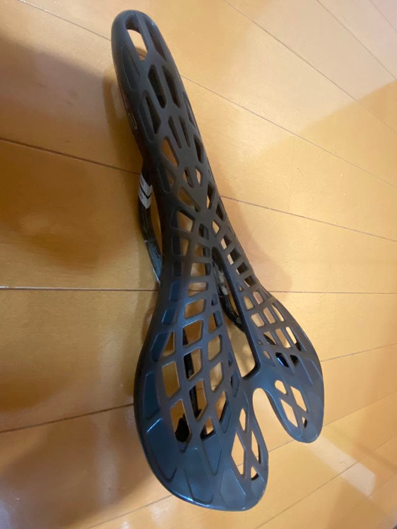 TIOGA タイオガ スパイダー ツインテール2 カーボンレール サドル