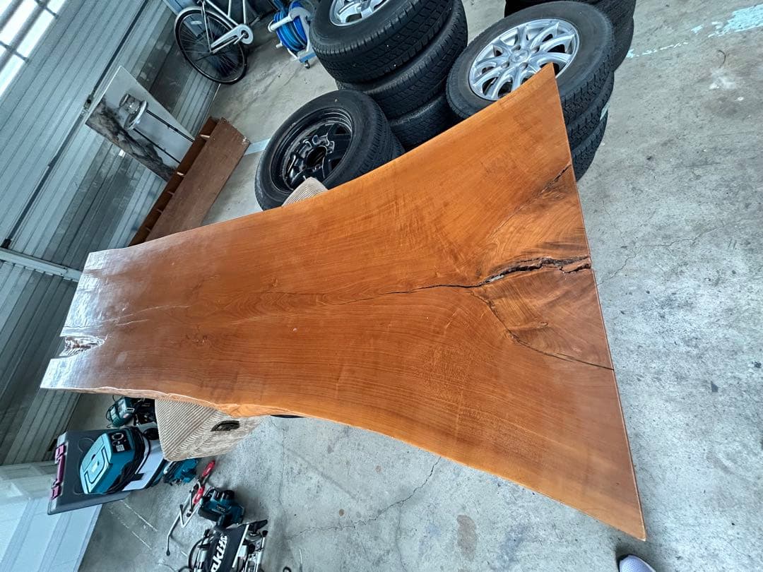 【天然梅の木一枚板】横172cm 光沢仕上げ 無垢材 看板 カウンター 店舗什器