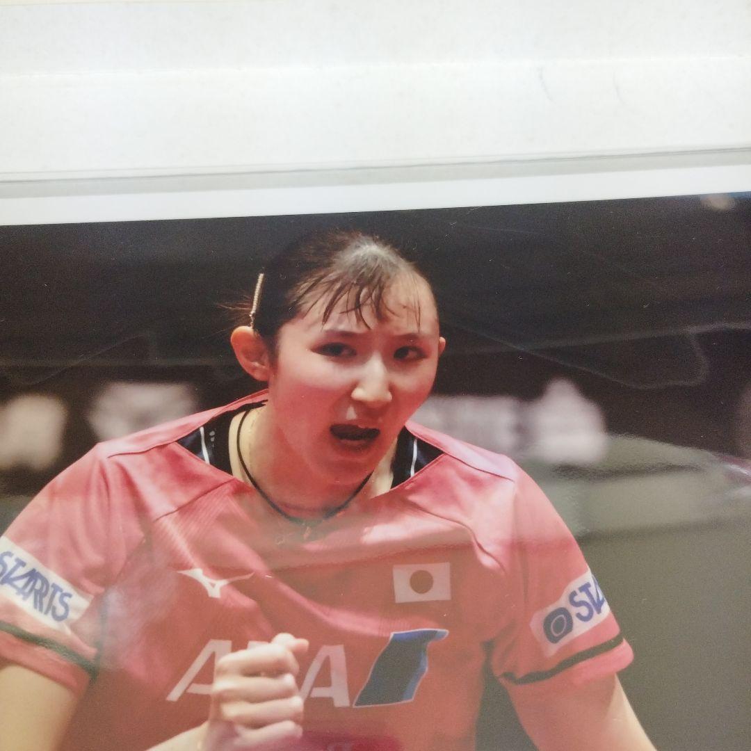 女子卓球日本代表　オリンピックメダリスト　早田ひな　直筆サイン入りフォト