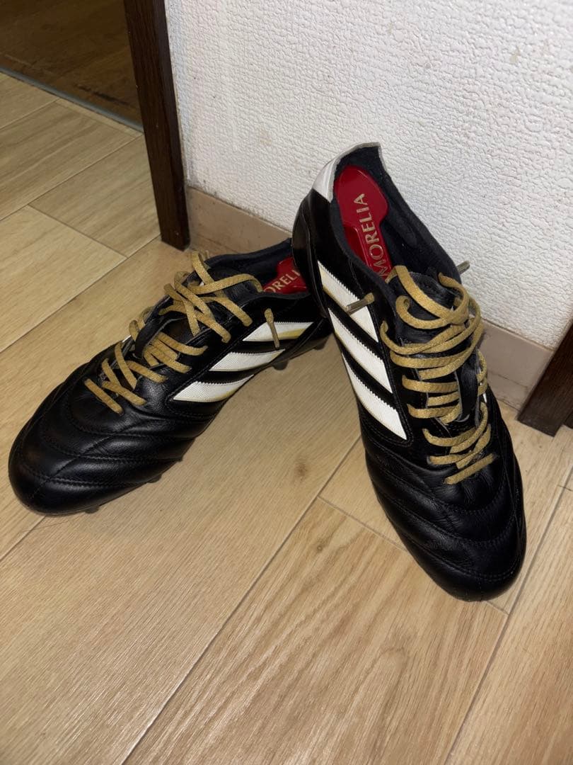 コパアイコン サッカーシューズ 黒/白