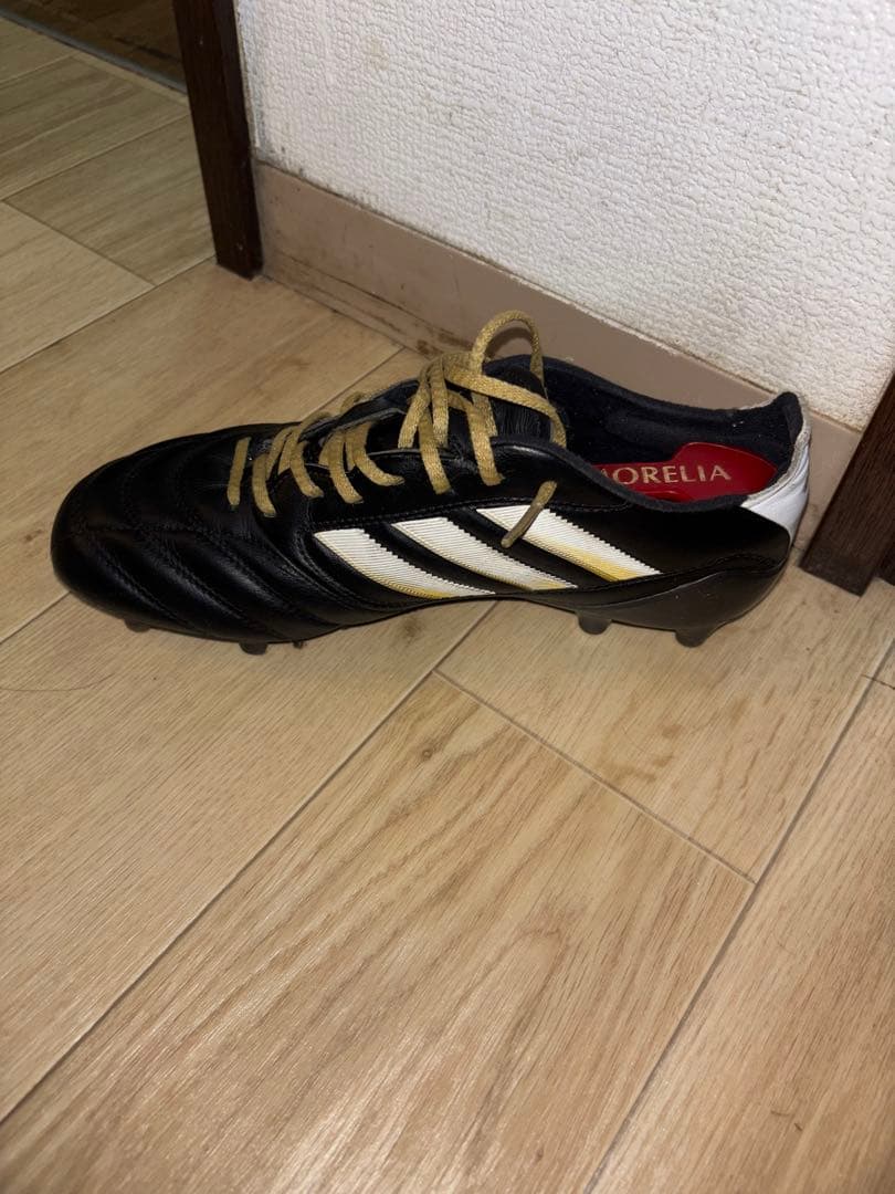 コパアイコン サッカーシューズ 黒/白