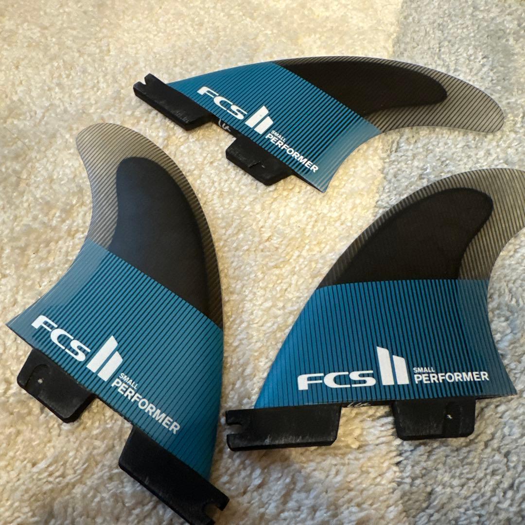 【ほぼ新品】FCS2 Performer フィンセットSmall トライ