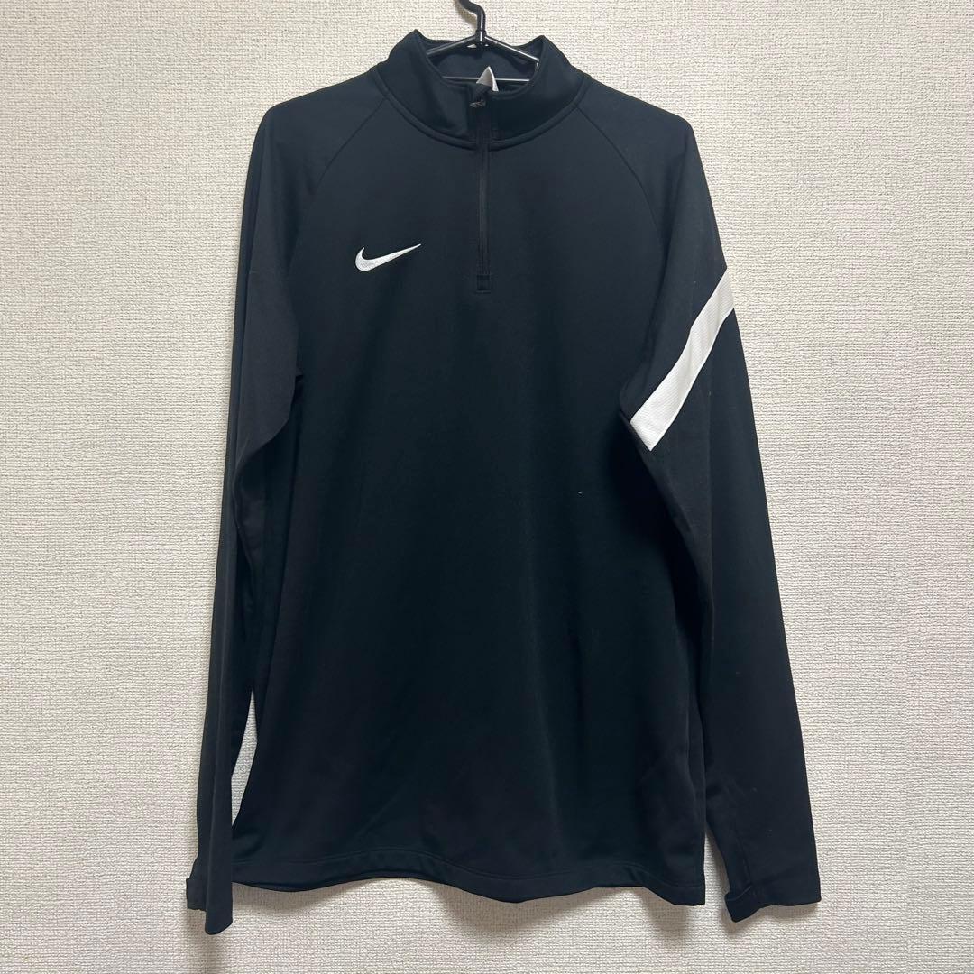 ナイキトレーニングウエア