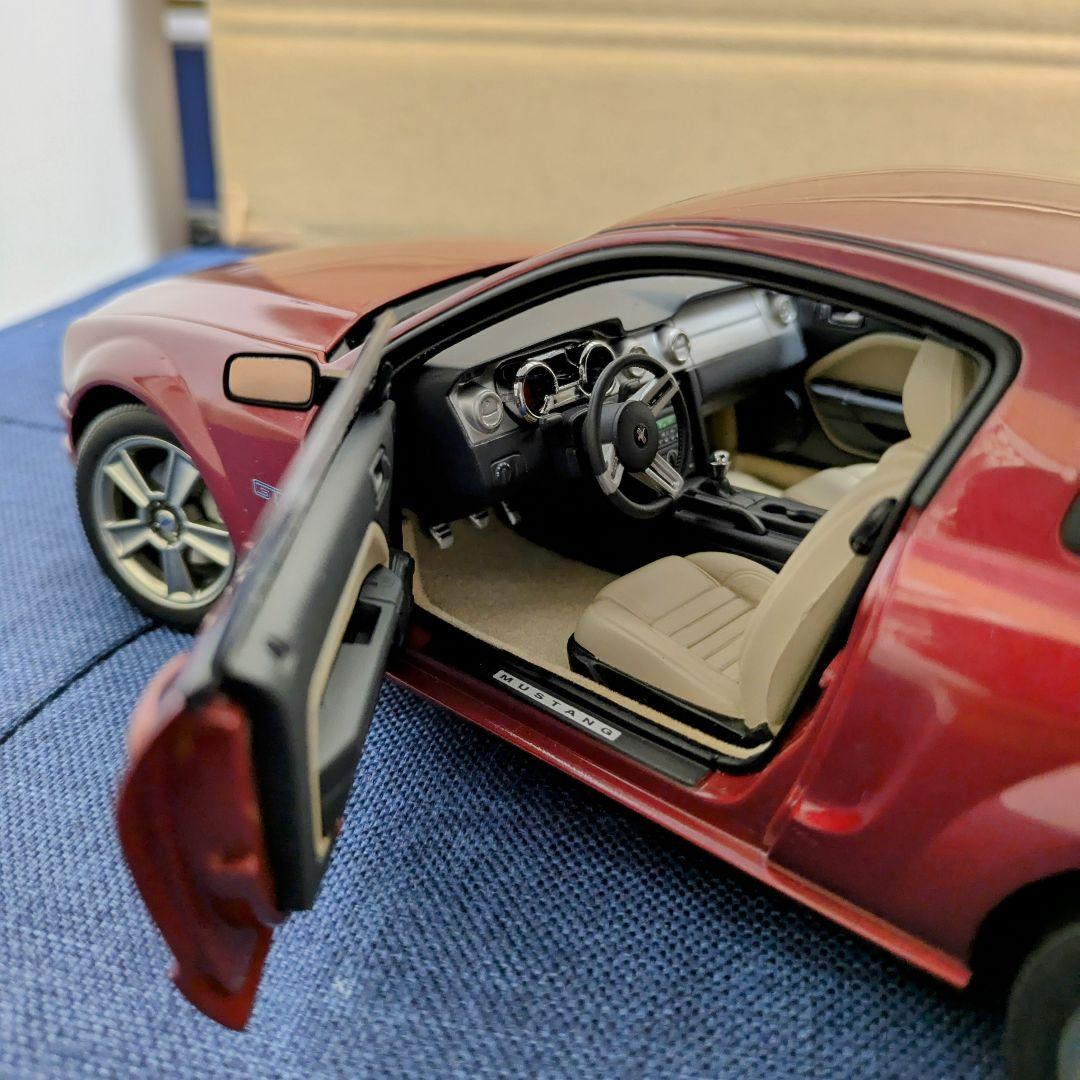 Ford Mustang GT AUTOart　1/18 s197 マスタング