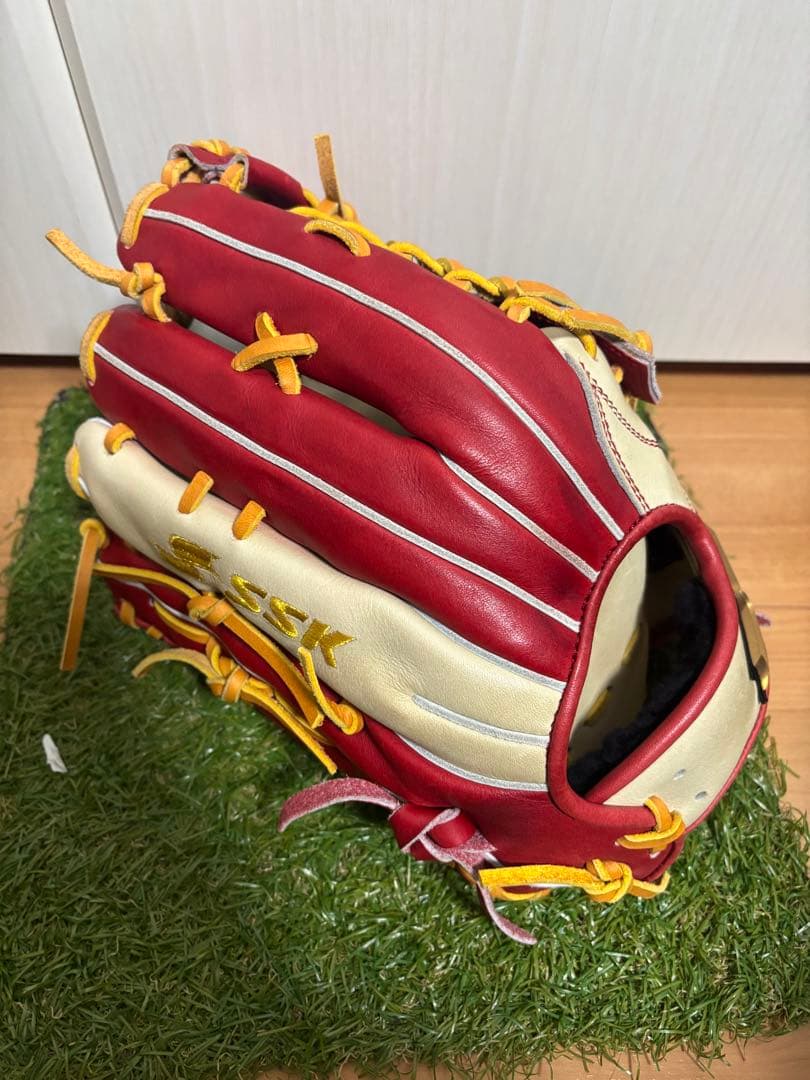 SSK プロエッジ　外野手　コユニ　Uロック　オーダーグラブ