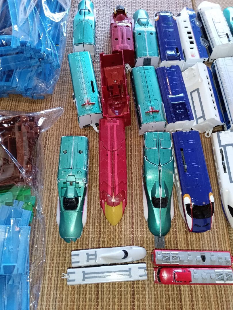 プラレール　シンカリオン