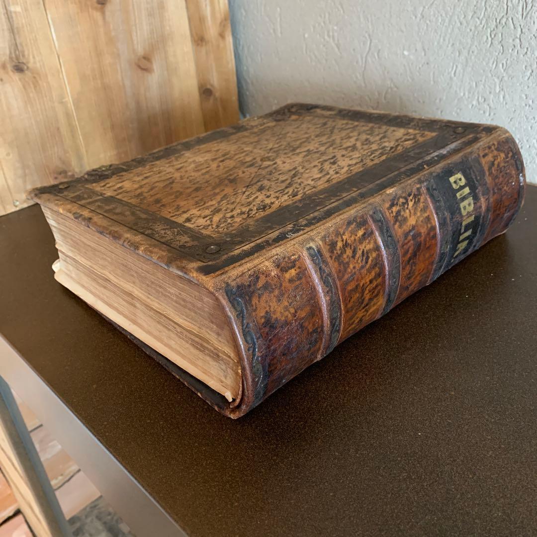 アンティーク19世紀の聖書ビブリア