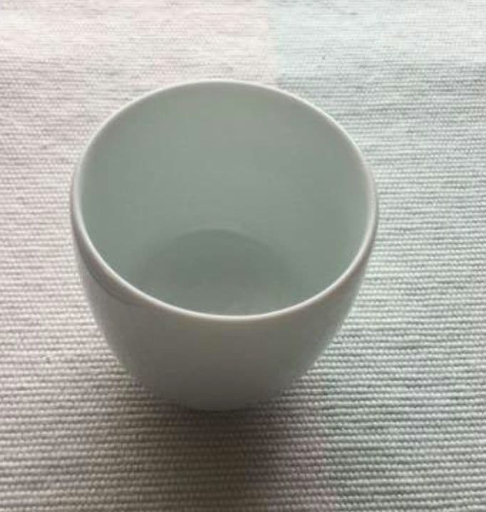 【人間国宝　井上萬ニ 作品　ぐい呑】白磁竹紋素晴らしい作品　共箱付き貴重希少です