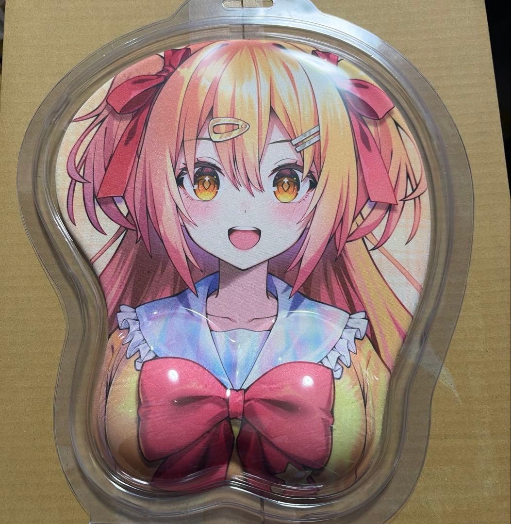 P丸様。 おっパイ マウスパッド 未使用 未開封　A278