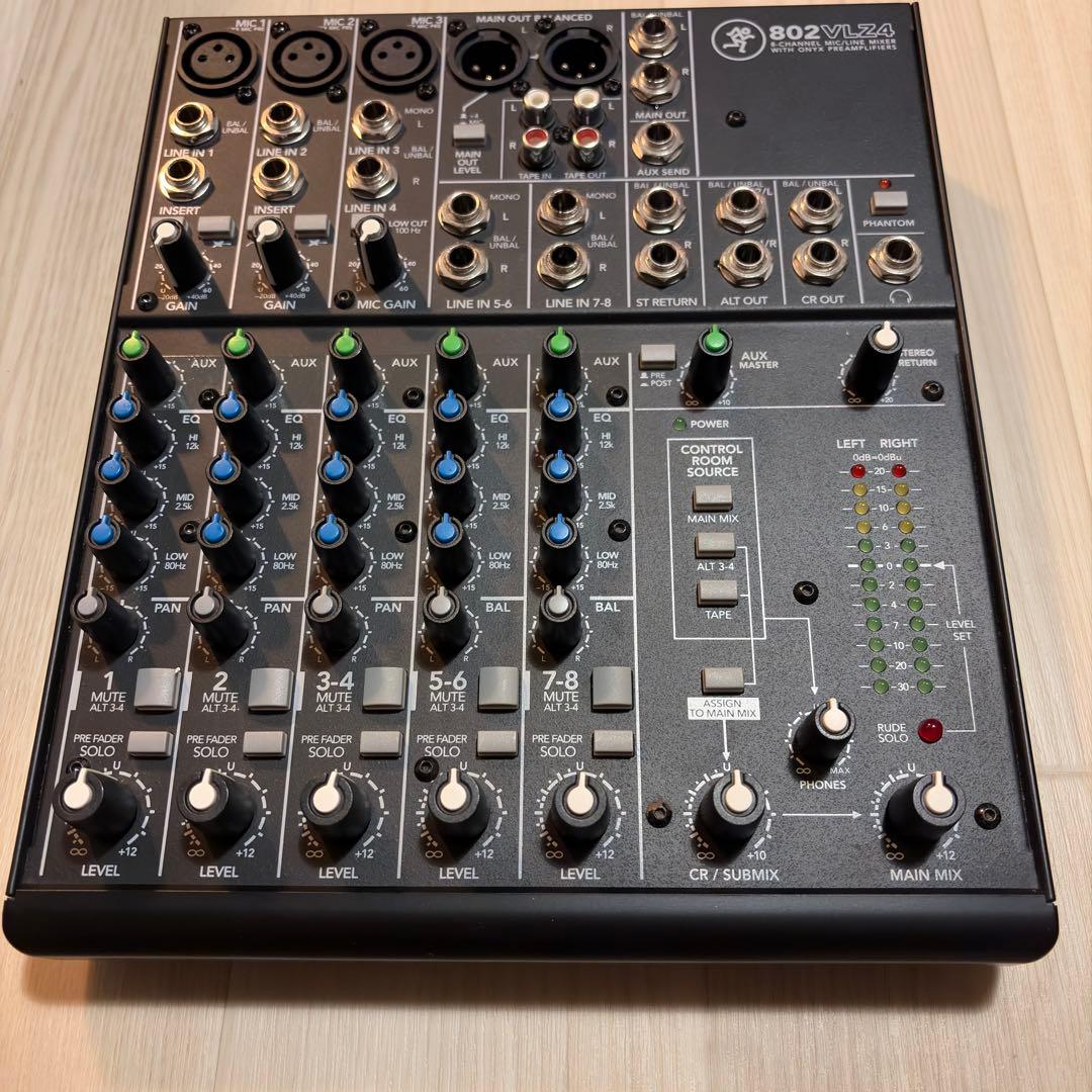necoc MACKIE 802VLZ4 アナログミキサー 箱付き