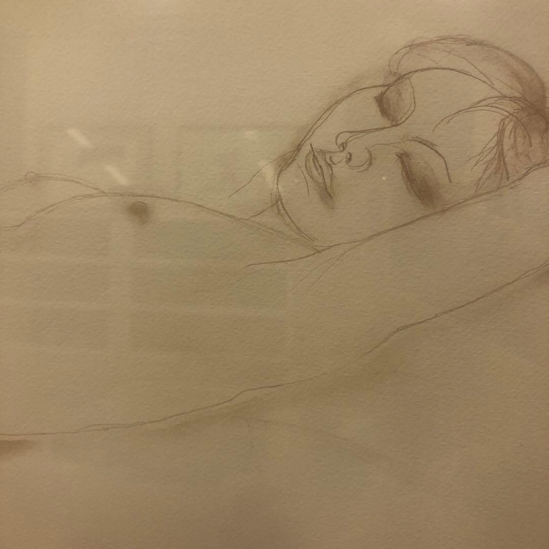 女性ヌード鉛筆画 金色フレーム付き