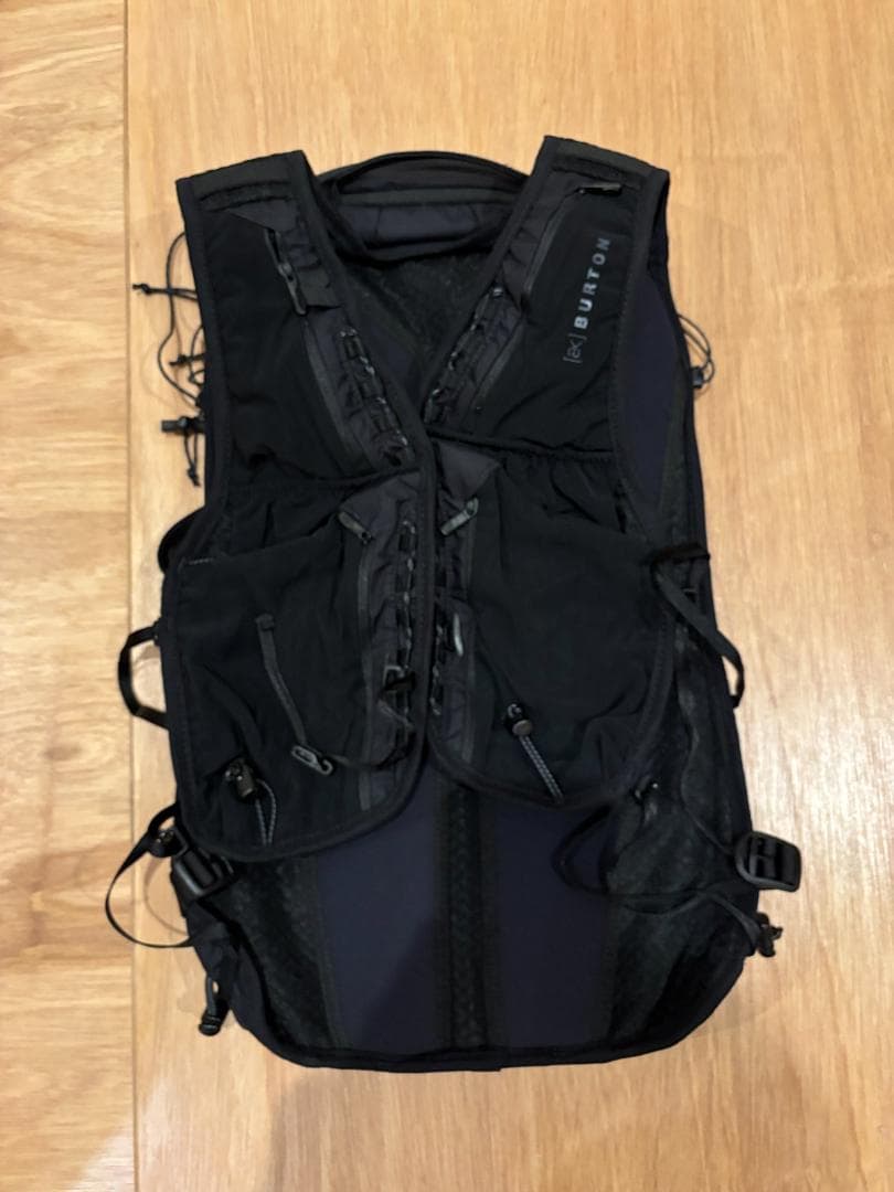 ■BURTON■[ak] Surgence 20L Pack