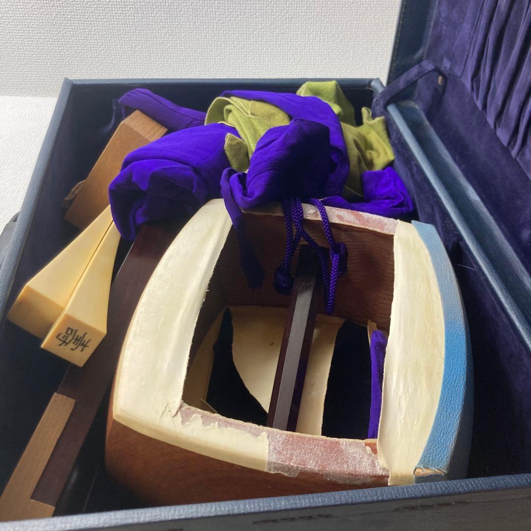 三味線 茶色 青 付属品あり　皮破れてます