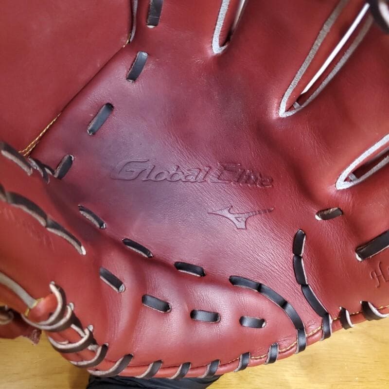 ミズノ グローバルエリート H02+ 限定モデル 良品 投手用 軟式グローブ
