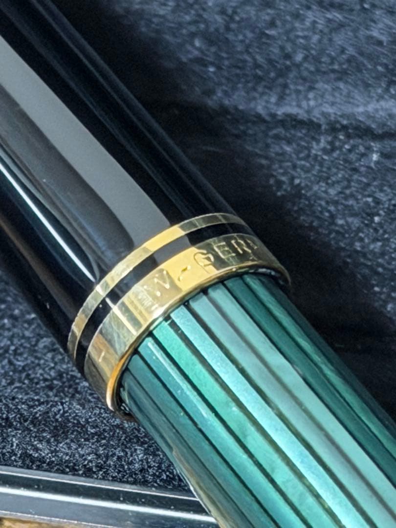 筆記確認&洗浄済　西ドイツ製　PF刻印　緑天冠　18c B ペリカン　万年筆