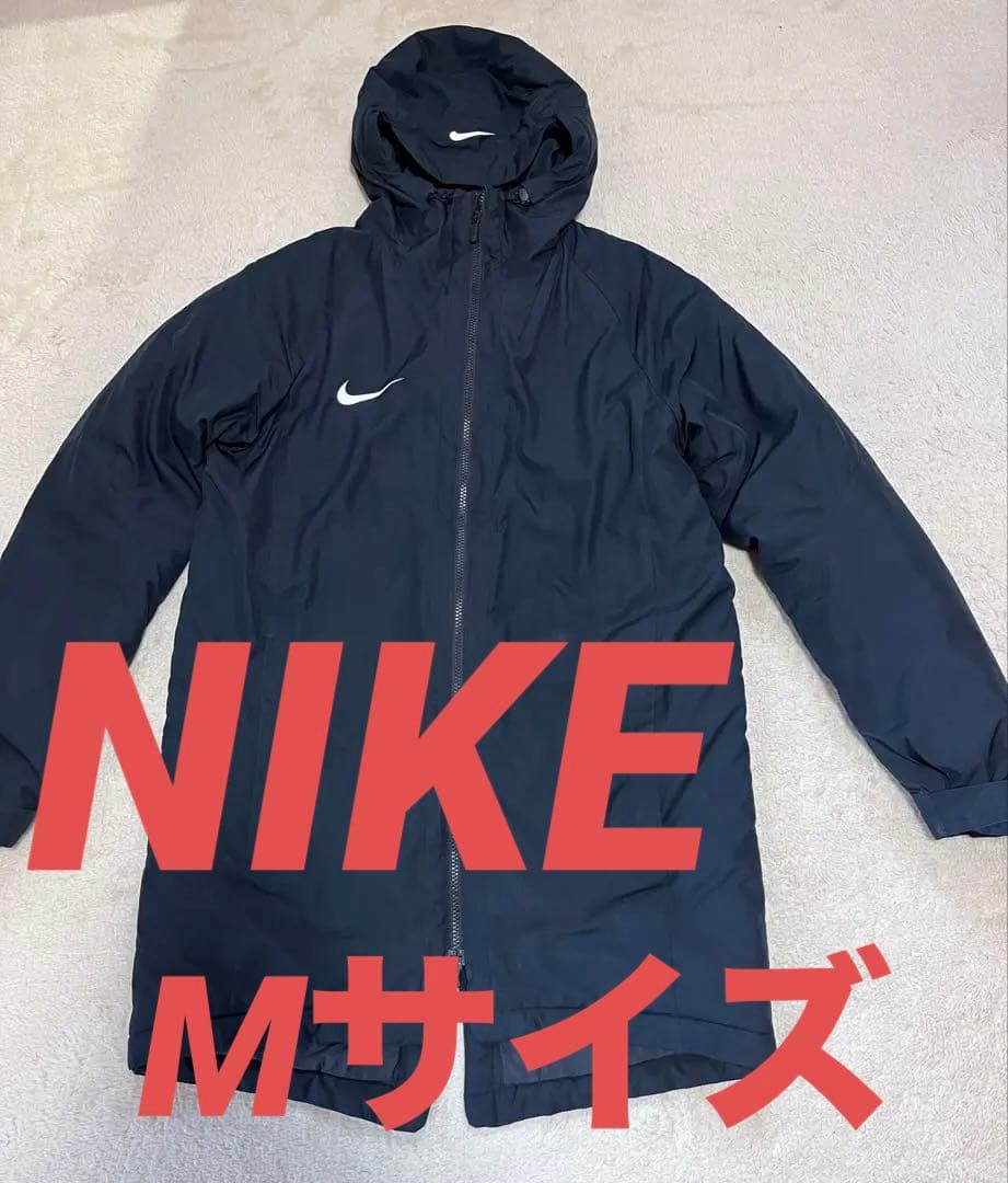 Nike ネイビーベンチコート