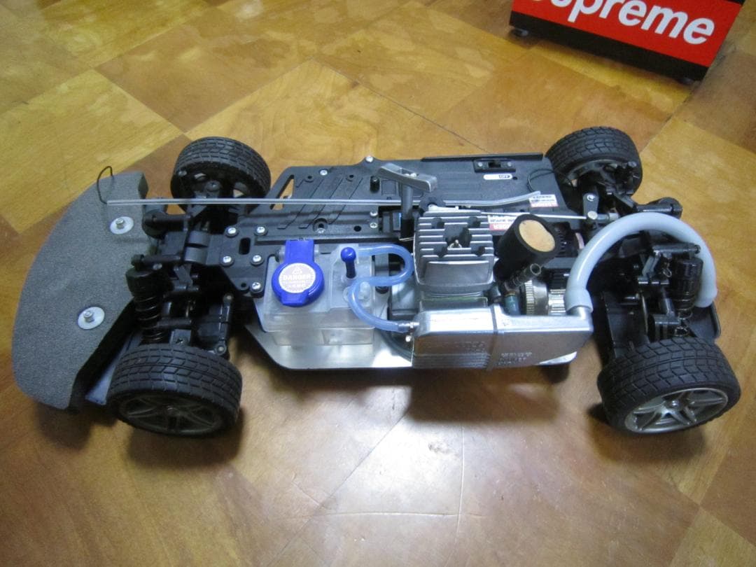エンジン1発始動 1/10 タミヤ TG10 mk-1 フルメカ フェラーリ
