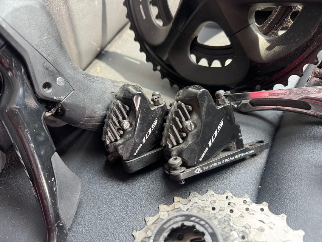 SHIMANO シマノ　105 グループセット　R7000 ディスク