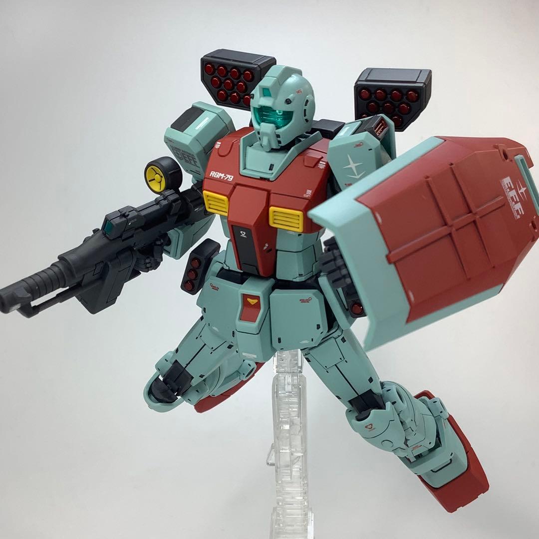 HG RGM-79 ジム【ショルダーキャノン装備/ミサイルポッド装備】