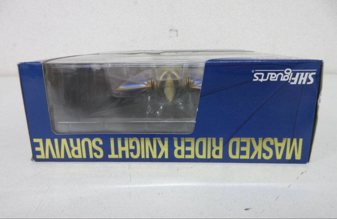 未開封 フィギュア S.H.Figuarts 仮面ライダーナイトサバイブ