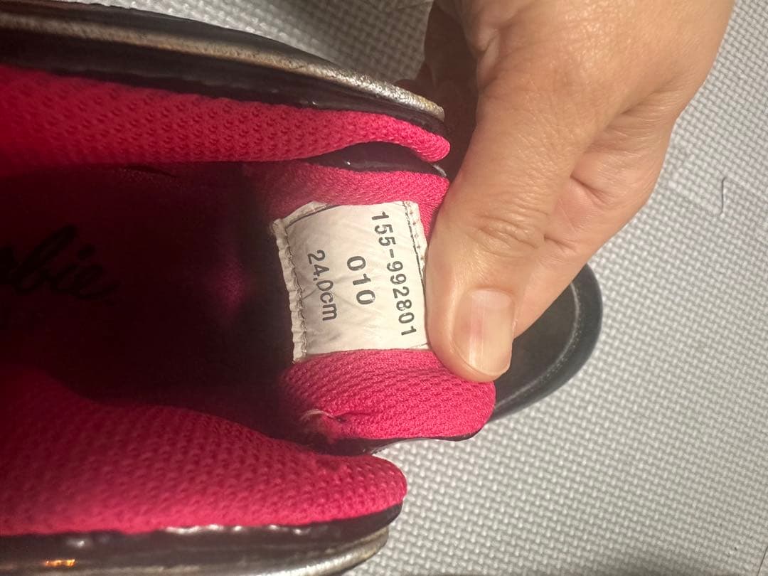 バービー　パーリーゲイツ　ゴルフシューズ 24cm ラウンドバッグ付き