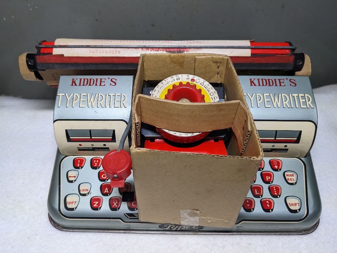 ●ヴィンテージ　ブリキ　TYPET タイプライター 昭和レトロ