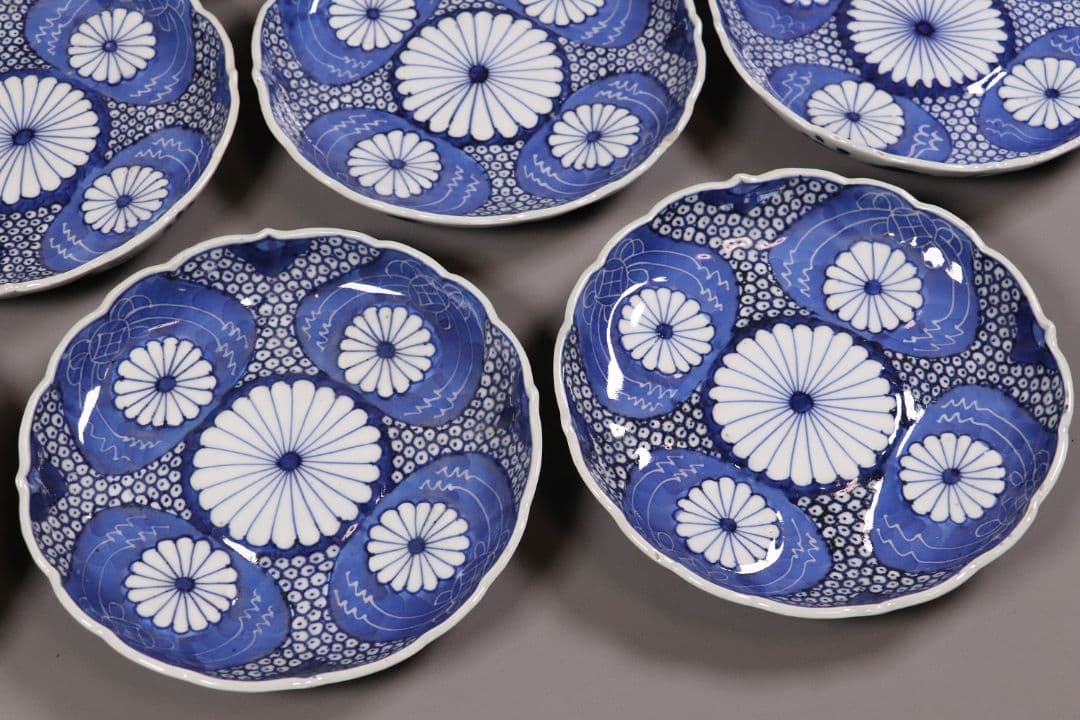 江戸 古伊万里 染付なます皿 十客 18cm 菊花浮文 鹿の子 中皿 MA167
