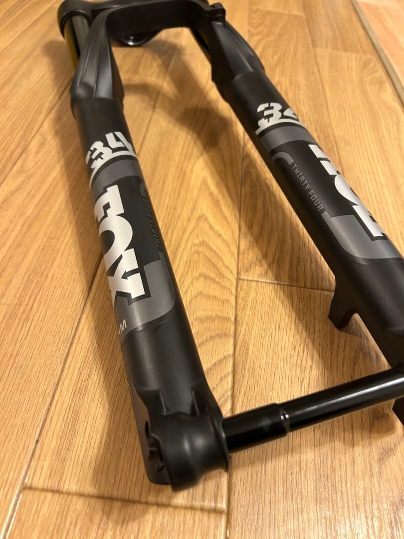 Rhythm FOX 34 29インチ 150mm